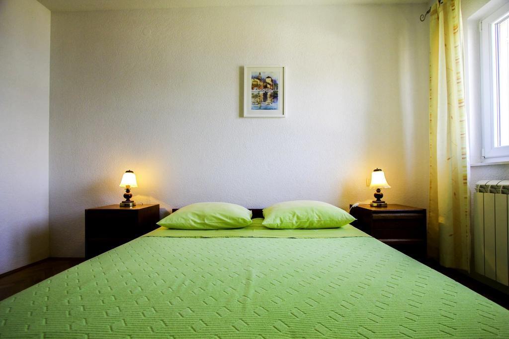 Apartments Zlatka 트로기르 객실 사진