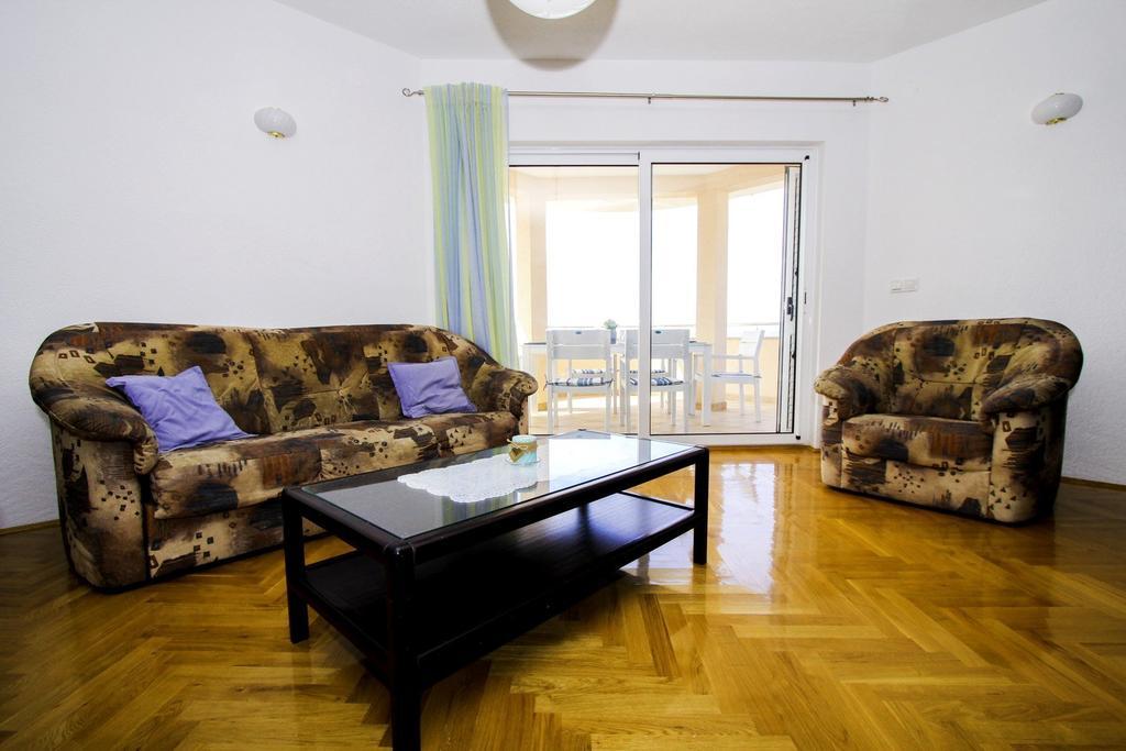 Apartments Zlatka 트로기르 객실 사진